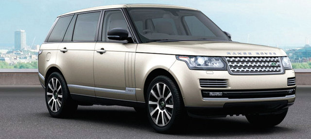 Chloe Loughnan'la evlilik hazırlıkları yapan Ortaç, cipinin altın sarısı olması için 8 bin Euro fark ödedi