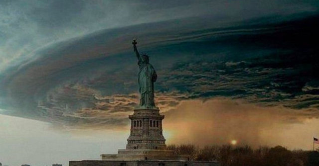 Ancak herhangi bir kasırga çok sayıda can ve mal kaybına sebep olmuşsa, "efsane" yapılıyor ve ona verilim isim listeden çıkarılıp yerine yeni bir isim ekleniyor.