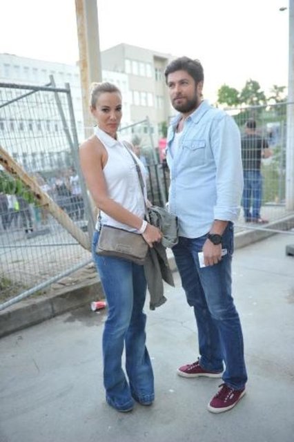 Gamze Özçelik - Mert Öcal