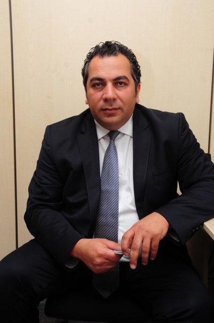 AYHAN UĞUR