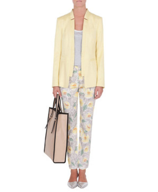 Desenli pantolonları da rahatlıkla kullanabileceksiniz. Yaz coşkusu için harika bir seçim olacaktır.