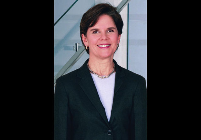 65) Phebe Novakovic -  - Görevi: General Dynamics CEO'su  -  - Ülkesi: ABD