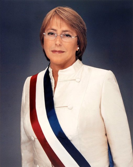25) Michelle Bachelet -  - Görevi: Şili Devlet Başkanı -  - Yaşı: 62 -  - Ülkesi: Şili