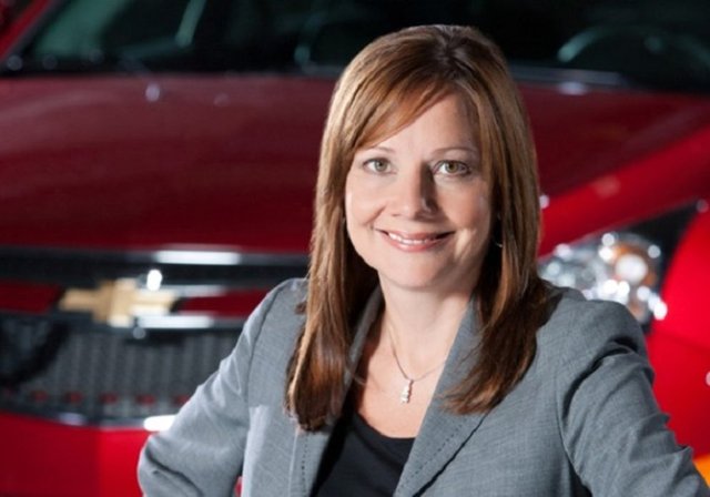 7) Mary Barra  -  - Görevi: General Motors CEO'su -  - Yaşı: 52  -  - Ülkesi: ABD