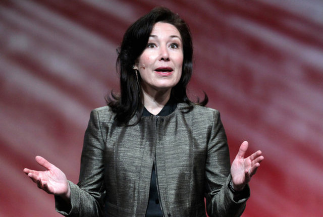 24) Safra Catz -  - Görevi: Oracle CFO'su  -  - Yaşı: 52  -  - Ülkesi: ABD