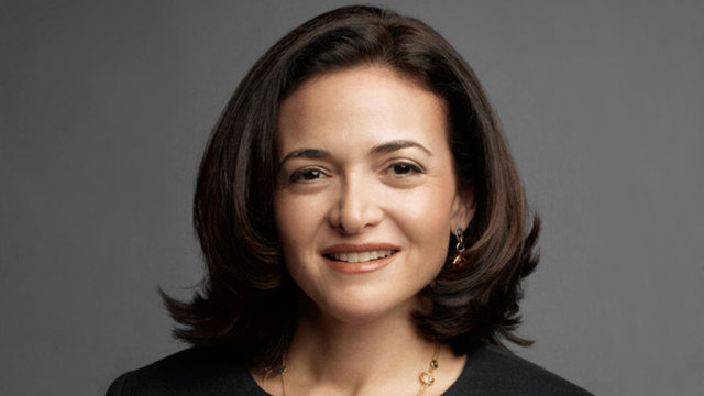 9) Sheryl Sandberg -  - Görevi: Facebook Yöneticisi -  - Yaşı: 44  -  - Ülkesi: ABD