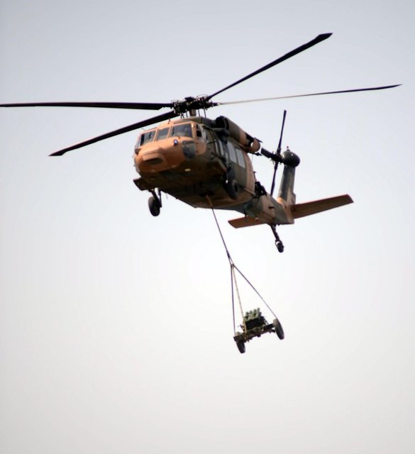 Gerçek mermilerin kullanıldığı tatbikatta, birlikler, olası tüm seneryoları başarıyla uyguladı. -