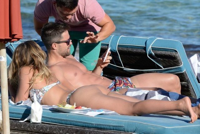 Diego Ribas ve eşi Bruna Leticia