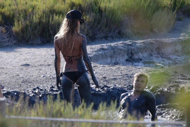 Ann Kathrin Brommel - Mario Gotze