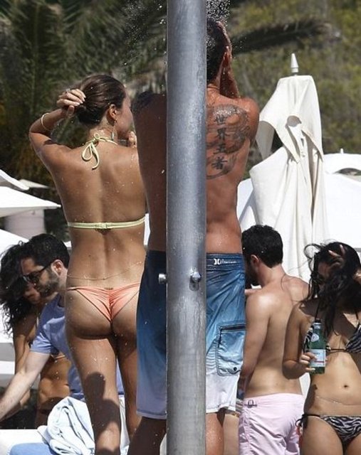 Jenson Button - Jessica Michibata