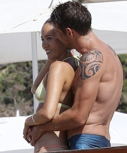 Jenson Button - Jessica Michibata