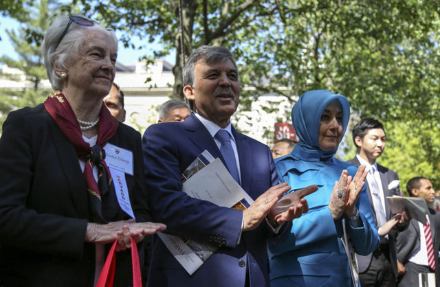 Cumhurbaşkanı Gül ve eşi Hayrunnisa Gül, sabah saatlerinde Boston şehir merkezindeki Mandarin Otel'den, Harvard Üniversitesi kampüsüne geçti.