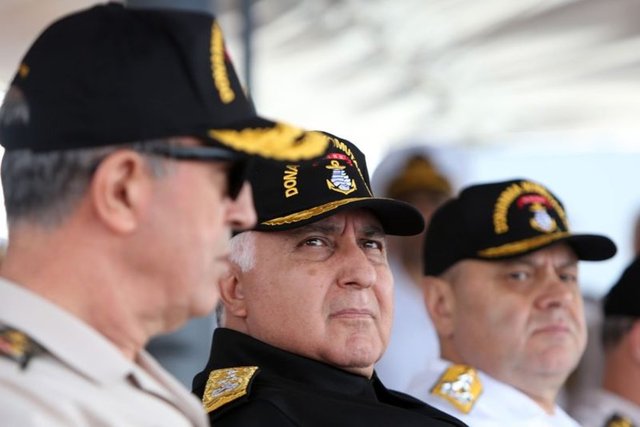 Orgeneral Özel tatbikatı, Salihreis Fırkateyni'nden takip etti. Fırkateyne gelişinde törenle karşılanan Genelkurmay Başkanı Özel'i, Kemalreis Fırkateyni top atışları ve çimavirayla selamladı.  -
