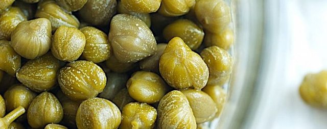 Uslu, yapılan çalışmaların, flavonoidlerin akciğer kanseri oranını yüzde 50 azalttığını, tümör hücrelerinin çoğalmasını engellediğini gösterdiğine dikkati çekerek, şöyle devam etti