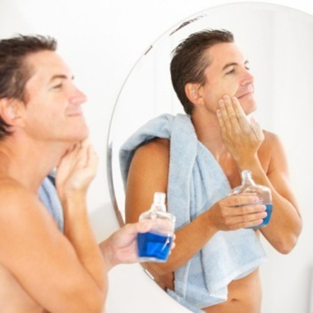 Güzel kokan tıraş sonrası losyonu