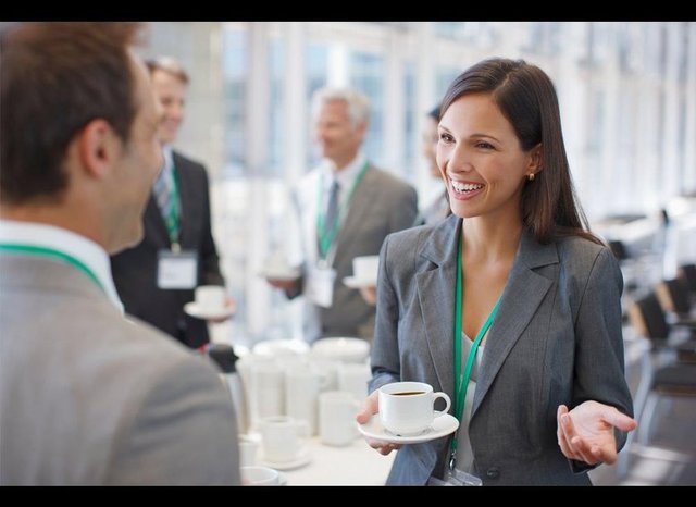 İşyerinde övülmek