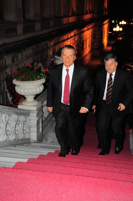 MESUT YILMAZ