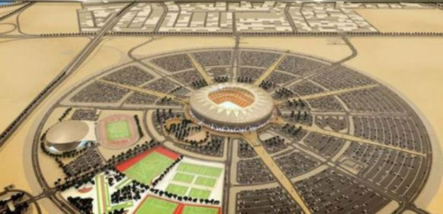 Sıcak aylarda genellikle gece maçlarının oynandığı Arabistan'da, seyirciler ve oyuncular etkilenmemesi için sıcak havanın stada girmesini engelleyecek özel tasarım yapıldı. Üstü kapalı statta çimlerin doğal güneşi alması için de özel çalışma yapıldı.