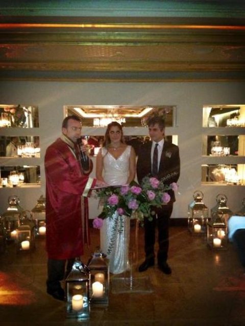 1,5 yıldır evli olan çiftin, bir süredir görüşmediği ve evlerini ayırdığı konuşuluyor.