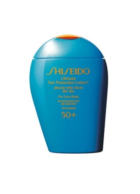 Shiseido Sun Protection Lotion SPF 50 hem yüz hem de vücut için zararlı UV/B ışınlarını engelleyen üstün bir ürün. Koyu renkli lekeleri, ince çizgileri, kuruluğu ve sertliği önlüyor. Suya ve tere dayanıklı, tüm cilt tipleri için de uygun.