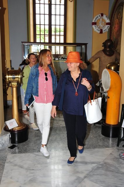 ESRA EKMEKÇİ ÇALICIOĞLU, GÜLER SABANCI