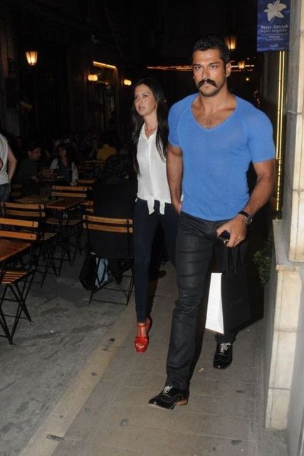 CEYLAN ÇAPA - BURAK ÖZÇİVİT