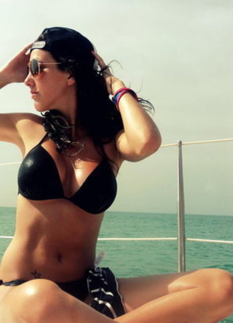 Hemşirelik eğitimi alan Stéphanie Beaudoin (21), Victoriaville kentinde 13, 15 ve 17 yaşlarında 3 çocuğun yardımıyla 3 farklı yerleşim yerinde bir dizi soygun gerçekleştirdi.