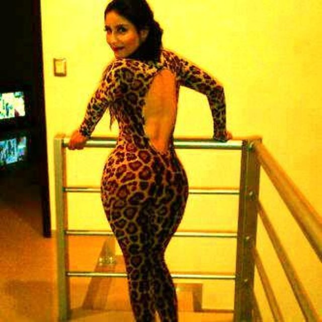 27 yaşındaki Claudia'nın, geçen yıl Hollanda'da yakalanan ve ABD'ye iadesi beklenen Antraxlar grubu lideri Radrigo Arechiga Gamboa'nın yerine geçtiği söyleniyor.  -