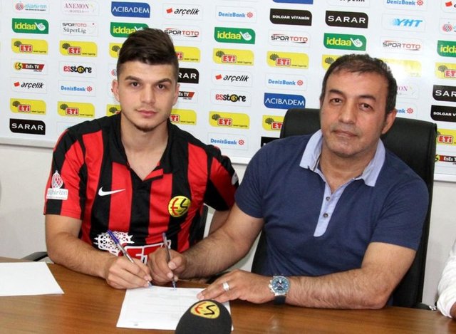 Birol Parlak - Fethiyespor'dan Eskişehirspor'a