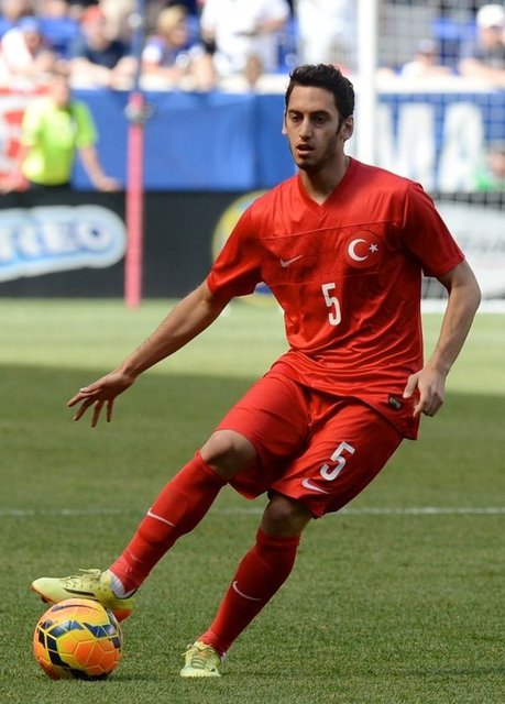 Hakan Çalhanoğlu - Hamburg'dan Leverkusen'e -