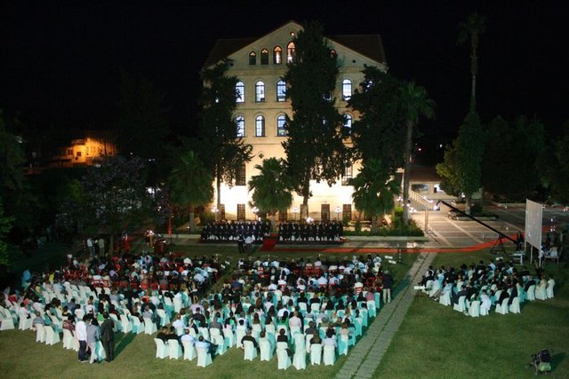 Tarsus Amerikan Koleji -  - Kontenjan: 48 - Peşin Ücret: 31.527 TL - Taksitli Ücret: 32.814 TL (10)