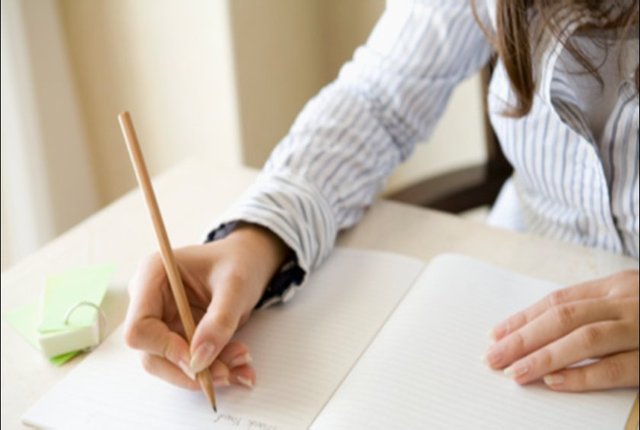 Birçok araştırma, eğitimin zihinsel işlevin azalmasına karşı koruma sağladığını gösteriyor.  -