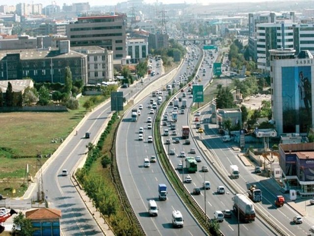 Şehir	İstanbul - Bölge	Güneşli-Basın Ekspres Yolu -  - 2010 (m2 fiyatı)	2000 - 2013 (m2 fiyatı)	3500 - 2015 (m2 fiyatı)	5000 - 2013-15 Değişim (%)	43 -