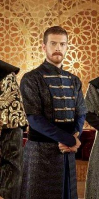 Tahta varis olarak Hürrem Sultan'in iki oğlu Şehzade Beyazıd ve Selim kaldı. 1558'de Hürrem Sultan ölünce bu iki kardeş birbirleriyle açık mücadeleye giriştiler.