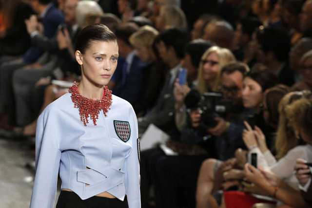 Bir pantolon bir ceket