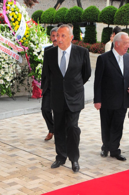 MEHMET AĞAR