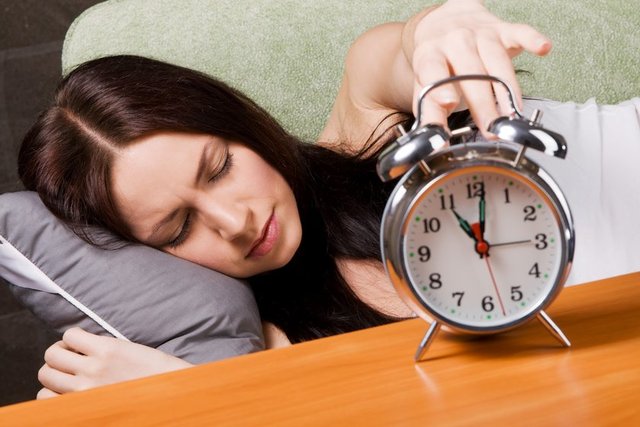 Son yıllarda uzun saatler etkisini devam ettiren koruyucular da tüketime sunulmuştur. Gün içerisinde sık sık uygulama fırsatı olmayanlar için bu tür koruyucular iyi bir seçenek olabilir.
