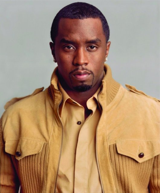 Sean "Diddy" Combs - 700 milyon dolar