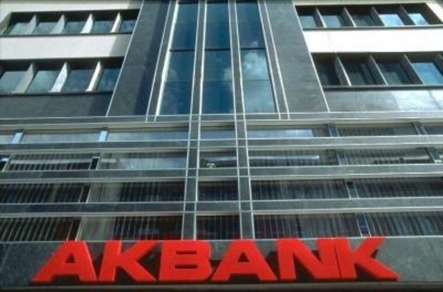 2-AKBANK - 1 milyar 983 milyon dolar