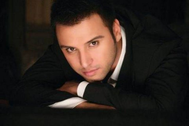 İŞTE ÜNLÜLERİN MİLYONLUK OYUNCAKLARIAlişan - BMW 6.45 Coupe