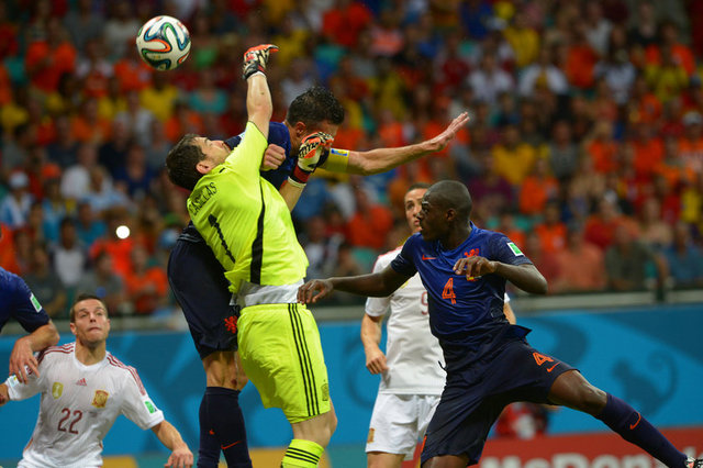 - Sport: "Tek kelimeyle rezalet", "5-1'lik sonuç tarihe geçti"