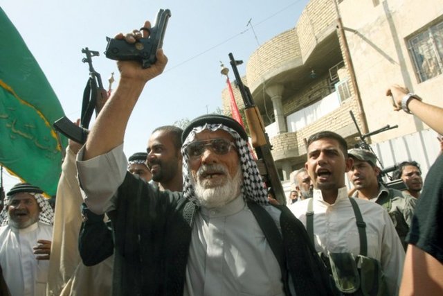 Dış mahallerinde çatışmaların sürdüğü Samarra kentine süpriz bir ziyaret gerçekleştiren Irak Başbakanı Nuri el Maliki ise, IŞİD ve El Kaide militanlarını yok edene kadar mücadeleyi sürdüreceklerini söyledi.