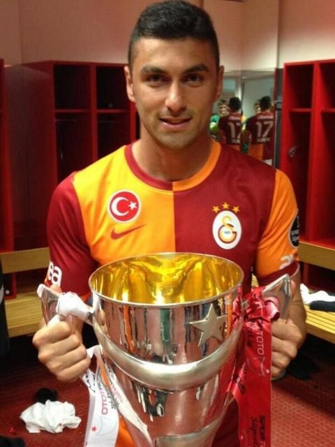 @Berkayshnlr - T-shirt timberlandle kiz mi alınır be abi :D @yilmazburak17