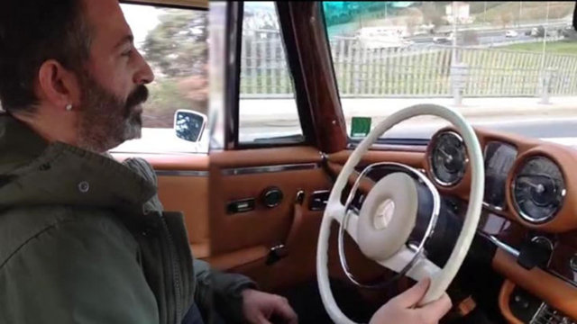 Klasik otomobil ve Türk ressamların eserlerini toplamaya başlayan Cem Yılmaz, fiyatları iki katına çıkardı.