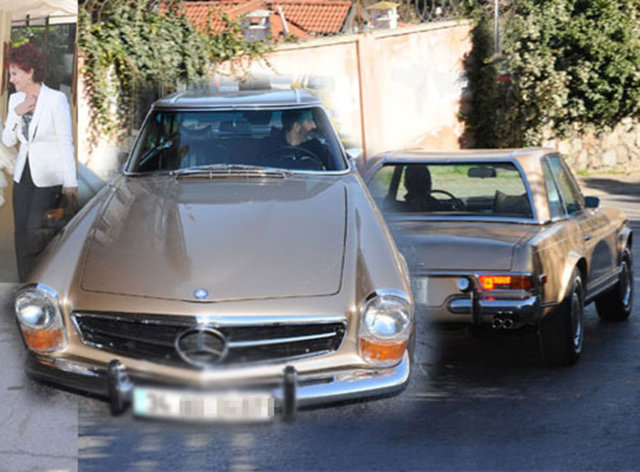 Fikret Mualla, Taner Ceylan, Neşet Günal, Abidin Dino, Burhan Doğançay, Erinç Seymen, Yaşam Şaşmazer, Murat Pulat, Nurullah Berk gibi usta isimlerin eserlerini toplayan Cem Yılmaz, bu atılımının ardında eser fiyatlarının arttığını duyunca çok şaşırdı.