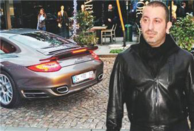 Yahşi Batı filminin ardından aldığı YHB plakalı Porsche: 550 bin TL