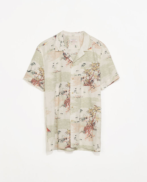 Hasır şapkanızı tropik baskılı gömleğinizle kombin edin. Hawaiian baskılı gömlek Zara 99.95 TL.