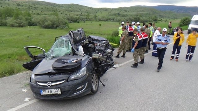 Erzincan'da Feci Kaza, Erzincan'da Trafik Kazası, Erzincan Kaza ...