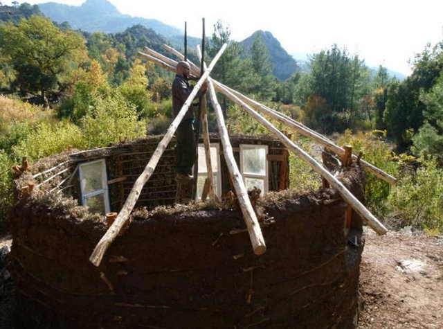 Zamanla arkadaşlıkları ilerledi, doğaya birlikte gitmeye ve yeni şeyler keşfetmeye başladılar.