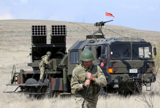 TSK'nın gizli silahları! - Füzelerin ve çok namlulu roketatarların konuşlandığı birliklerin "gizli" olmasından dolayı çekimler alınan özel izinle yapıldı.